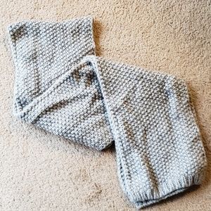 GAP Gray Cozy Scarf